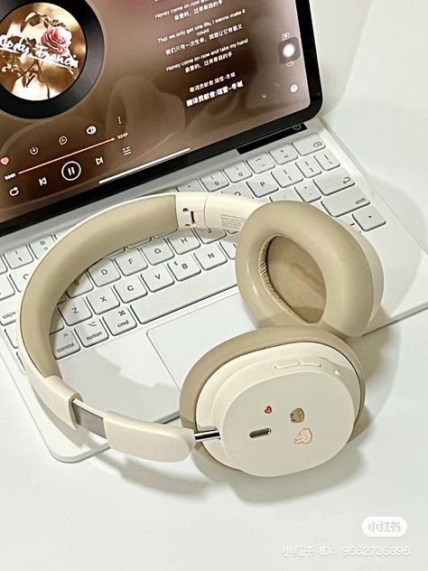 Lenovo Headphones Aesthetic, Gamer Headphones Aesthetic, Sennheiser Headphones Aesthetic, Decorated Headphones Aesthetic, Srhythm Nc25 Headphones Aesthetic, Korean Headphones, Gaming Headphones Aesthetic, Cute Headphones Aesthetic, Koper Aesthetic