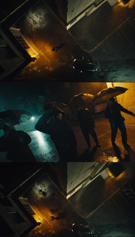 Movie Angle Shots, Creative Cinematic Shots, Cool Cinematography, Roger Deakins Cinematography, Rain Cinematography, Batman Cinematography, Aesthetic Movie Shots, Dark Cinematography, Movie Lighting