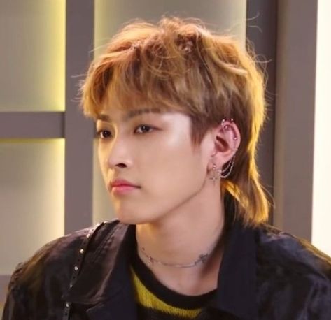 Hongjoong Ateez Mullet Hair, Hongjoong Mullet Icon, Hongjoong Hair, Hongjoong Mullet, Hongjoong Pfp, Hongjoong Ateez Icon, Zero To One, Ateez Treasure, Ateez Icon