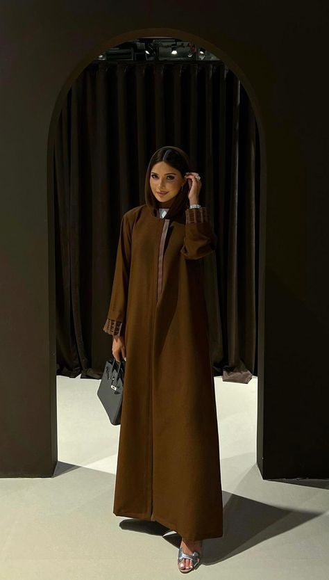 Tweed Abaya, Modest Brown Abaya For Eid, Brown Abaya, Luxury V-neck Elegant Abaya, Brown Abaya Designs, Luxury Elegant Brown Abaya, Black Range, Abaya Designs Latest, Hijabi Style