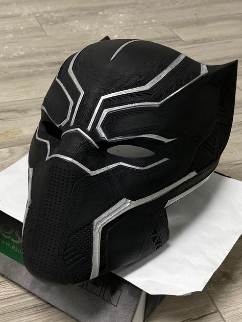 FREE 3D Printable Model: Black Panther Civil War Classic Helmet by Do3D.com | Do3D Black Panther Bedroom, Marvel Props, Black Panther Helmet, Armor Making, Black Panther Mask, Marvel Masks, Classic Helmet, Cosplay Helmet, Black Panther Art