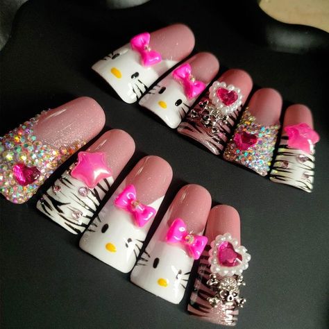 Duck Press On Nails, Hello Kitty Junk Nails, Long Duck Nails, Mcbling Nails, Luxury Nail Salon, French Press On Nails, Nails Birthday, Junk Nails, Nails Y2k