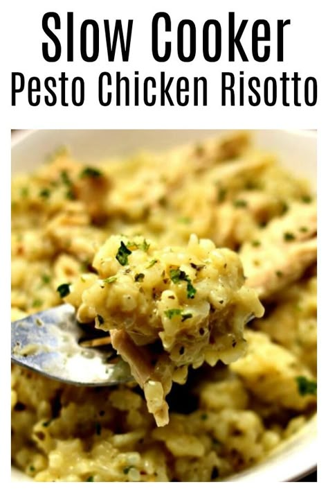 Slow Cooker Pesto Chicken Risotto–creamy no fuss and no stir pesto risotto with tender bites of chicken made in your crockpot. #slowcooker #crockpot Instant Pot Pesto Chicken, Slow Cooker Pesto Chicken, Pesto Risotto, Seared Salmon Recipes, Chicken Risotto, Slow Cooked Meals, Risotto Recipes, Instant Pot Dinner Recipes, Pesto Chicken