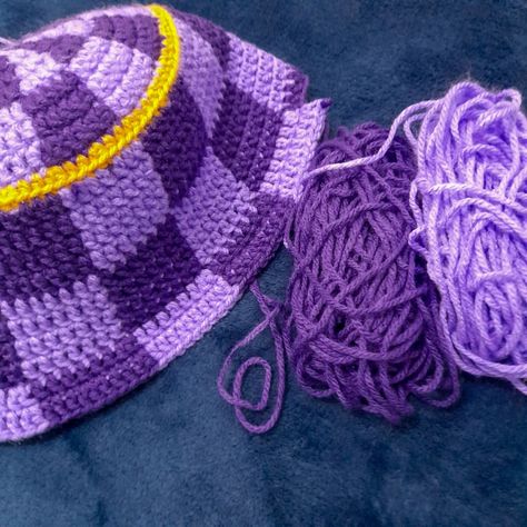 Purple Crochet Bucket Hat, Checkered Crochet, Purple Checkered, Purple Crochet, Crochet Bucket, Crochet Bucket Hat, Crochet Inspo, Crochet Hat, Crochet Ideas