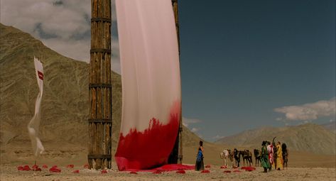 cinesthetic on Twitter: "The Fall (2006) dir. Tarsem Singh https://t.co/bVHU7W0tOs" 2006 Aesthetic, The Fall 2006, The Fall Movie, Eiko Ishioka, Fall Tumblr, Best Cinematography, Film Grab, Lee Pace, Fantasy Movies