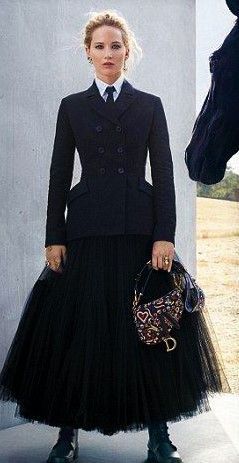 Jennifer Lawrence Dior, Dior Cruise, Long Black Skirt, Gonna In Tulle, Fashion Mistakes, Looks Chic, Jennifer Lawrence, Mode Inspiration, Mode Fashion