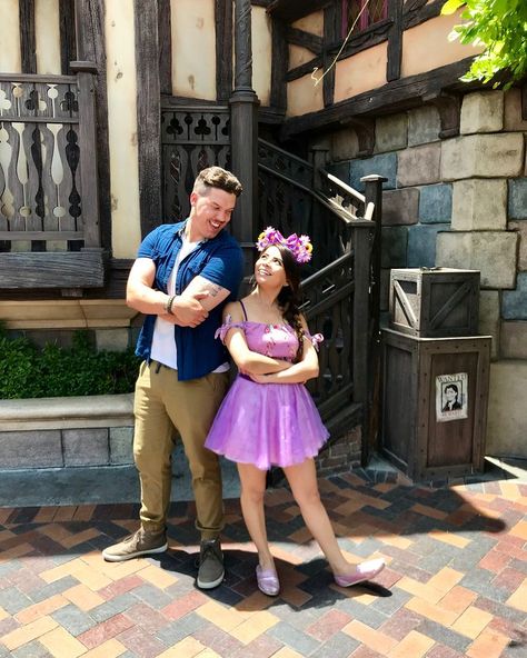 You are my new dream💖 #disneyland #disneybound #rapunzel #flynnrider #tangled #rapunzeldisneybound Disneybound Couples, Disney Fancy Dress, Disneyland Disneybound, Disney Dapper Day, Disneybound Outfits, Disney Trip Outfits, California Honeymoon, Theme Park Outfits, Disney Dress Up