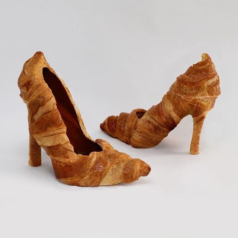 Gab Bois | 👠🥐 | Instagram Gab Bois, Bread Sculpture, Butter Pasta, Funny Food, March 1, Food Humor, Food Art, Jimmy Choo, Food Photography