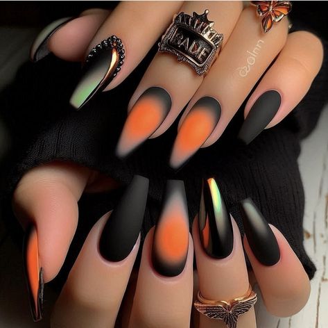 Bougie Nails, Glamorous Halloween, Tuxedo Nails, Extra Birthday Nails, Orange Ombre Nails, Classy Baddie Nails, Nails Short Coffin, Classy Baddie, Holloween Nails