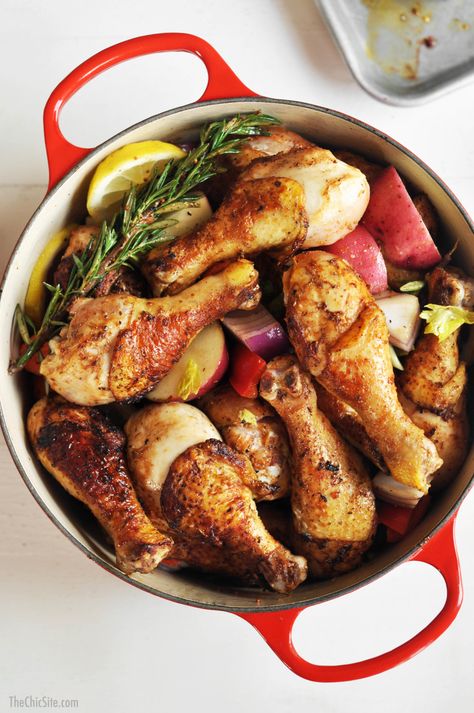 browned chicken legs in pot Recipes In Dutch Oven, Baked Chicken Quarters, Chicken Legs Recipes, Chicken Leg Quarter Recipes, Oven Baked Chicken Legs, Dutch Oven Chicken, Chicken Breast Crockpot Recipes, Crockpot Chicken Breast, Chicken Leg Recipes