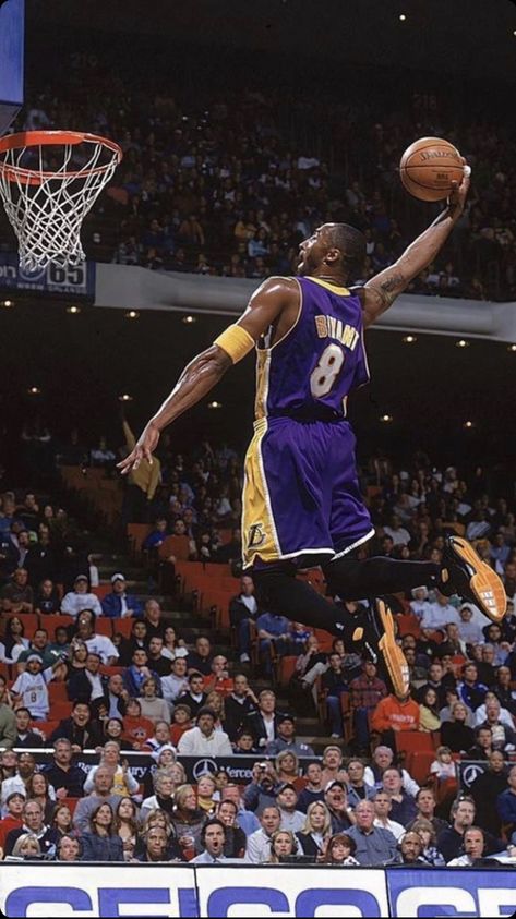 Nba Kobe Bryant, Kobe Bryan, Kobe Basketball, Basketball Dunk, Bryant Basketball, Kobe Bryant Poster, Kobe Bryant 8, Kobe Bryant Family, Basketball Moves