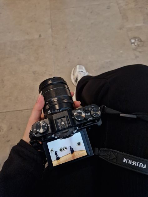 Vlogging Camera Aesthetic, Fujifilm Xt30 Ii, Xt30 Ii, Fujifilm Xt30, 2025 Lifestyle, Camera Snap, 2025 Board, 2025 Moodboard, Photographer Marketing