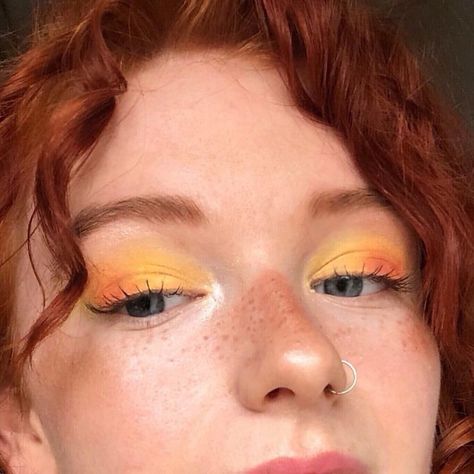 Hippie Makeup, Sunset Makeup, Yellow Makeup, Orange Makeup, Dope Makeup, Makeup Aesthetic, Colorful Eye Makeup, Creative Eye Makeup, Grunge Look