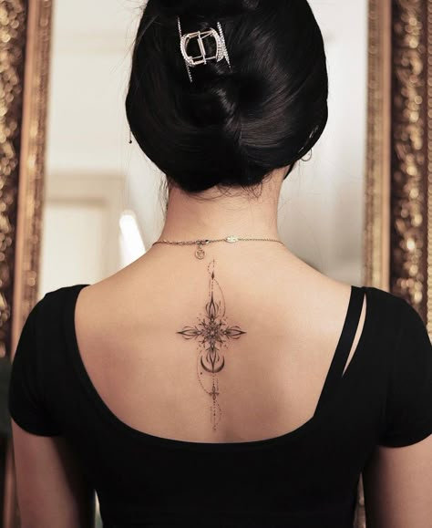 Upper Back Spine Tattoo Women, North Star Back Tattoo, Medium Back Tattoos, Upper Back Tattoos For Women, Upper Back Tattoo Women, Mid Back Tattoo, Upper Back Tattoos, Horoscope Tattoos, Cross Tattoos For Women