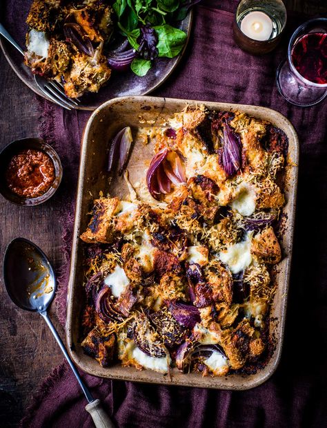 This flavour-packed savoury bread traybake is the perfect way to rescue not only stale bread, but also any leftover cheese or veggies you have Savory Bread Pudding Recipe, Leftover Bread Recipes, Leftover Cheese, Spicy Bread, Savoury Bread, Rye Bread Recipes, Savory Bread Puddings, Leftover Bread, Bread And Butter Pudding