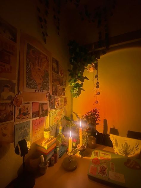 # Bedroom Ideas Sunset Lamp, Room Decor Sunset Lamp, Sunset Lamp Rooms, Dorm Table Ideas, Room With Candles Aesthetic, Sunset Lamps Aesthetic, Bedroom Sunset Aesthetic, Room Inspo Sunset Lamp, Dorm Sunset Lamp