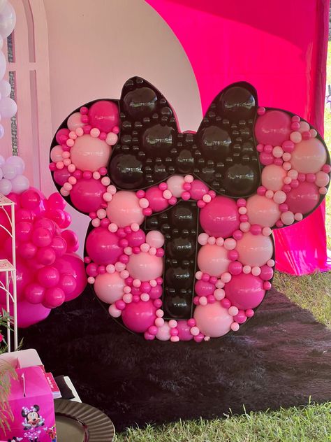 https://www.instagram.com/p/CkYjcW1Abo1/?igshid=YmMyMTA2M2Y= Mini Mouse, Minnie Mouse, Birthday