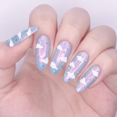 Cloud Nails With Rhinestones, Cloud Nails Gel, Chrome Cloud Nails, Lavender Cloud Nails, Light Blue Cloud Nails, Sky Nails Design, Duo Chrome Nails, Dreamy Nail Art, Pink Cloud Nails