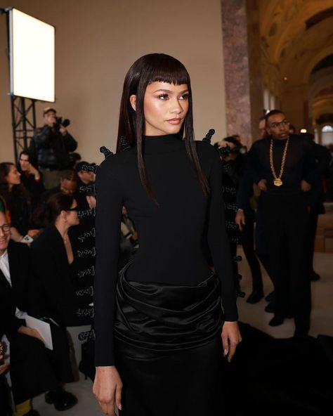 zendaya photographed inside the venue of the @schiaparelli couture show by @karlphotography♥️ | Instagram Schiaparelli Couture, Zendaya Maree Stoermer Coleman, Zendaya Style, Fur Clothing, Spring Couture, Zendaya Coleman, January 22, Modeling Career, A Black