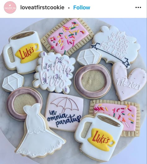 Gilmore Girls Party Decorations, Gilmore Party Ideas, Gilmore Girls Party, Wedding Cookies Decorated, Decorated Sugar Cookie, Bridal Shower Bachelorette Party Ideas, Sugar Cookies With Royal Icing, Bachelorette Cookies, Cookies With Royal Icing