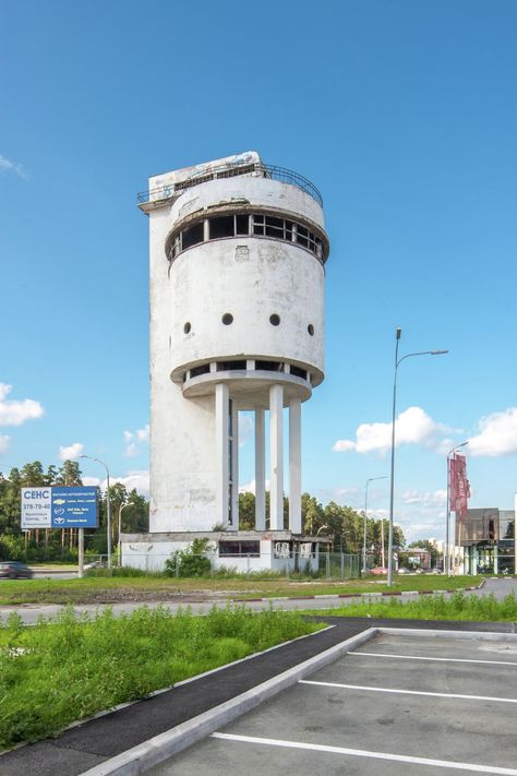 Image 7 of 34. © Denis Esakov Constructivist Architecture, Yekaterinburg Russia, Soviet Architecture, Rendered Houses, Constructivism Architecture, Russian Constructivism, Brutalism Architecture, Russian Architecture, Building Structure