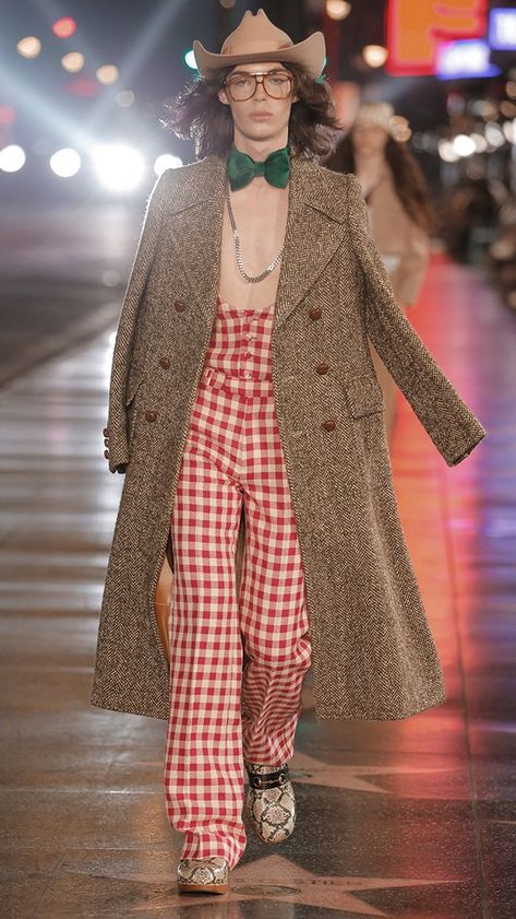 Rural Fashion, Spring Fashion Runway, Gucci Love Parade, Love Parade, Fashion Runway Show, Homespun Fabric, Fashion Runway, Runway Show, Runway Fashion