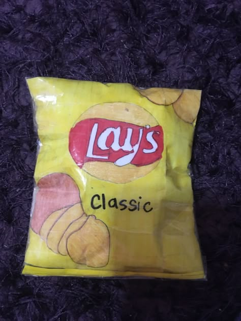 Paper Squishy, Lays Chips, Papercraft Ideas, Chips Ahoy, Paper Doll, Chip Bag, Paper Dolls, Snack Recipes, Chips