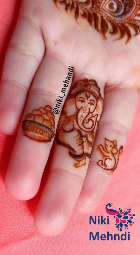 Ganeshji In Mehndi, Back Easy Mehndi Designs, Ganpati Mehndi Design Easy, Ganesha Mehndi Design, Elephant Mehendi Design, Figure Mehendi, Baby Mehndi Design, Ganpati Bappa Morya, Mehndi Designs Bridal Hands