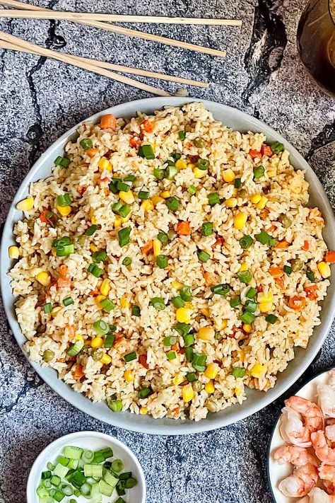 Fried Rice Instant Pot, Instant Pot Fried Rice, Use Leftover Rice, Summer Barbecue Food, Rice Instant Pot, Asian Seasoning, Vegetable Rice, Leftover Rice, Healthy Grains