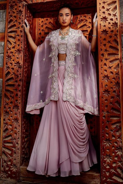 Pink Crepe Floral Pattern Bead Embroidered Cape Lehenga Set Cape Dress Indian, Draped Lehenga, Cape Lehenga, Gold Saree, Simple Lehenga, Pink Cape, Open Blouse, Lehenga Blouse Designs, Pink Thread