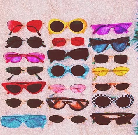 Fun Sunglasses Aesthetic, Fun Glasses, Sunglasses Aesthetic, Glasses Frames Trendy, Funky Glasses, Trendy Glasses, Stylish Glasses, Birthday Wishlist, Cool Sunglasses