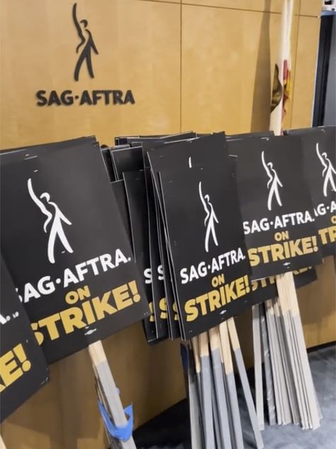 SAG-AFTRA Members, Including Yvette Nicole Brown, Make Picket Signs Ahead of Possible Strike Check more at https://top10movies.ml/sag-aftra-members-including-yvette-nicole-brown-make-picket-signs-ahead-of-possible-strike/ Sag Aftra On Strike, Strike Signs, Strike Poster, Picket Signs, Sag Aftra, Nicole Brown, Yvette Nicole Brown, Writers, Signs