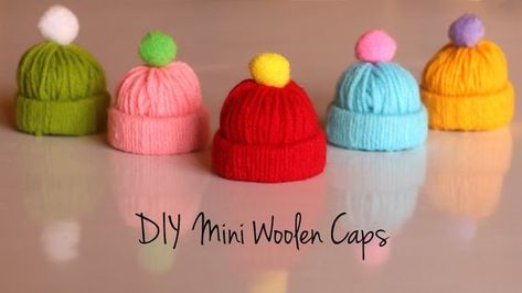 How To Make A Mini Top Hat, Diy Baby Doll Accessories, Miniature Hats, Paper Decorations Diy, Girls Winter Hats, Woolen Cap, Girl Scout Swap, Yarn Hats, Hat Tutorial