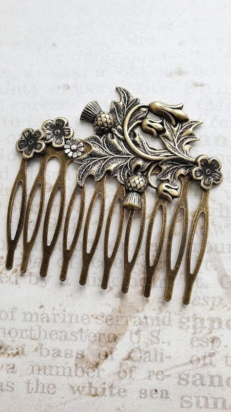 Bronze Hair Comb ♥ Ornately Beautiful ♥ Flower Hair Comb ☻Color: ~ Silver ☻Link to More Hair Accessories: https://www.etsy.com/shop/FashionCrashJewelry?ref=profile_header&search_query=hair+accessories ☻Link to The ENTIRE SHOP: https://www.etsy.com/shop/FashionCrashJewelry?ref=shopsection_shophome_leftnav&ga_search_query=crystal%2Bnecklace Our Motto ~ Happy Customers Are Awesome Let us know of any problems or concerns with purchases. 5star reviews and positive comments are greatly appreciated, th Thistle Plant, Antique Hair Combs, Decorative Hair Combs, Bronze Hair, Bun Holder, Vintage Hair Clips, Vintage Hair Combs, Thistle Flower, Vintage Hair Accessories