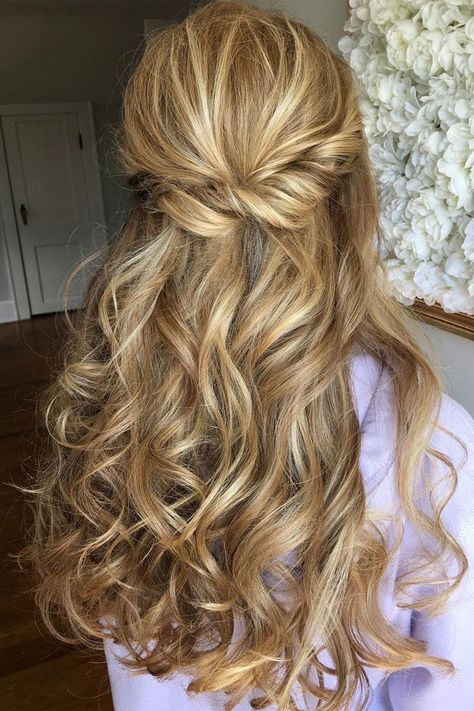 I like the twists but would want more volume on top Down Curly Hairstyles, Partial Updo, Down Hairstyles For Long Hair, Curly Prom Hair, Hair Half Up Half Down, Wedding Hair Half, Hair Half Up, Wedding Hairstyles Half Up Half Down, Natural Hair Styles Easy