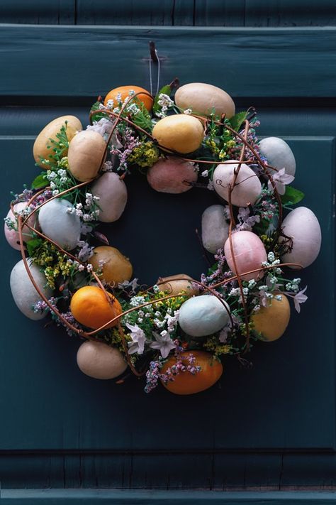 Need a Spring Wreath? Look No Further! | Town & Country Living No Toilet Paper, Shaving Cream Easter Eggs, Easter Crafts For Adults, Bunny Treats, Heart Shaped Wreaths, Easter Egg Wreath, Spring Centerpiece, Hydrangea Not Blooming, Easter Eggs Diy