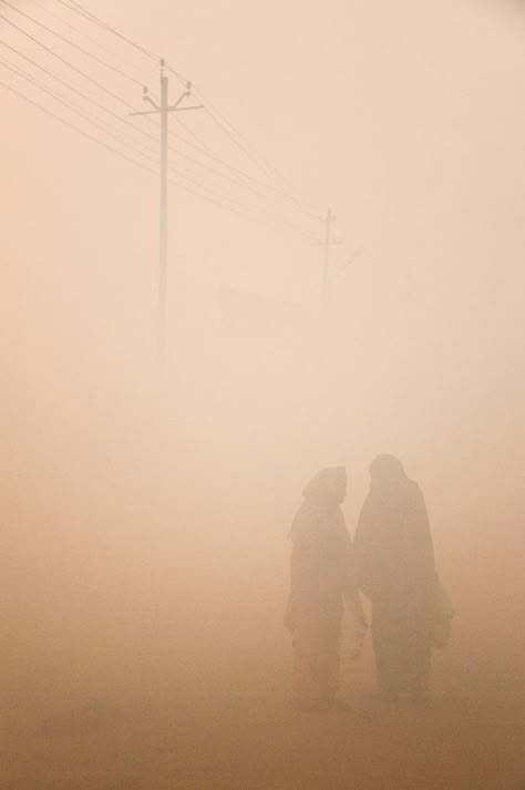 Sandstorm by Ricardo Breda Sandstorm Aesthetic, Quiet Beauty, Falling Stars, Peace And Quiet, Peaches Cream, Shades Of Beige, Image Fun, Best Pictures, Day And Night