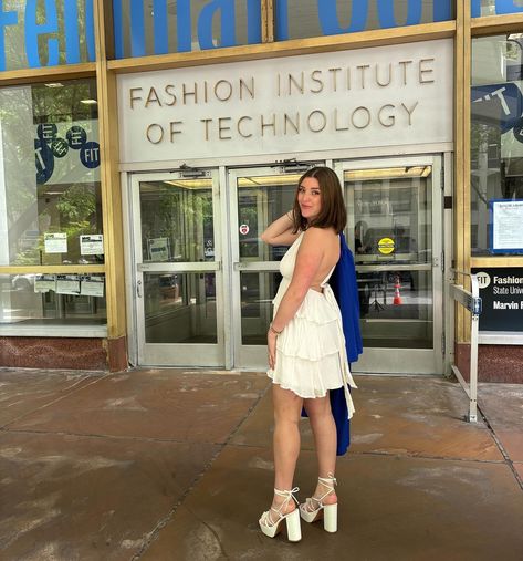 last set of pics from my @fitnyc graduation: bittersweet. Fashion Institute Of Technology Aesthetic, Fashion Intern, Technology Aesthetic, Neutrals Fashion, Fashion Institute Of Technology, Nyc Fits, Fashion Student, College Aesthetic, Graduation Hairstyles