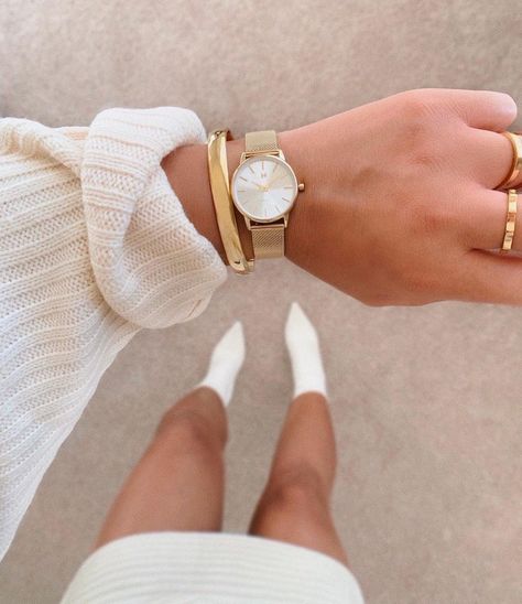 MVMT on Instagram: “Spotted: new Minimal Rings, new Monroe Watch, and new Empress Cuff. Which is your favorite? (📷:@itslittlelily)” Mvmt Watches Women, Movado Womens Watch, Classic Jewelry Pieces, Hand Watch, Mesh Bracelet, Stainless Steel Mesh, Steel Mesh, Gold Hands, White Dial