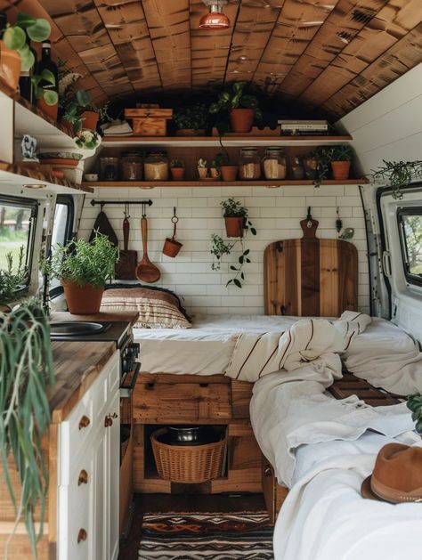 23 Small Camper Interior Ideas – TastyInteriors Camper Inside Ideas, Cozy Camper Interior, Small Camper Interior Ideas, Van Glamping, Camper Van Interior Ideas, Camper Interior Ideas, Small Camper Interior, Van Decor, Hippie Camper