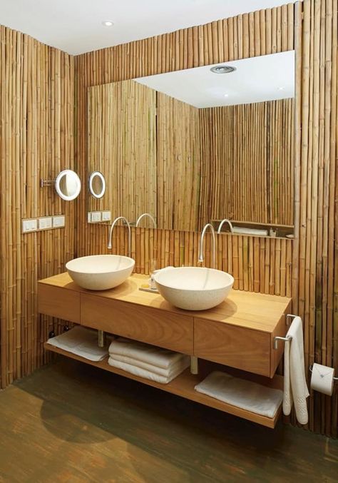 Relaxing Bathroom Decor, Relaxing Bathroom, Bamboo House Design, Bohemian Chic Decor, Hotel Chic, Bamboo Architecture, Bamboo Decor, Bamboo Bathroom, Bamboo House