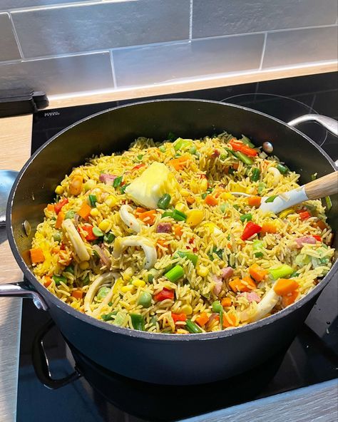 Intercontinental Dishes, Copycat Panda Express, Mercedes Dealership, Nigeria Food, Ghana Food, African Recipes Nigerian Food, Black Pepper Chicken, Malay Food, Food Blogging