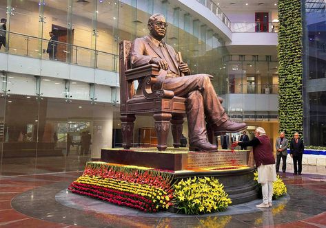 Ambedkar Statue, B R Ambedkar Jayanti, Buddha India, Statue Wallpaper, Ambedkar Jayanti, Dr Ambedkar, Dnd Backgrounds, Peppa Pig Wallpaper, B R Ambedkar