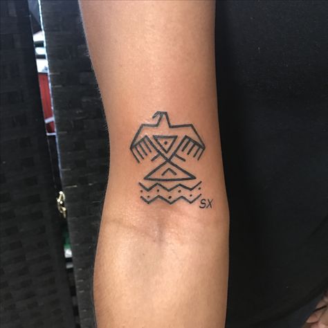 My Standing Rock tattoo in honor of noDPL and for the Greater Sioux Nation. Drawn by Stephanie Big Eagle Iroquois Tattoo Symbols, Lakota Sioux Tattoo, Iroquois Tattoo, Seminole Indians Tattoo, Ojibwe Tattoo, Lakota Sioux Symbols Tattoo, Oglala Lakota Tattoo, Sioux Designs, Lakota Sioux Symbols