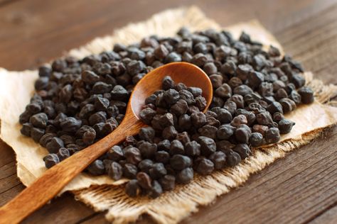 B Is for Black Chickpeas — The ABCs of Chickpeas Chickpea Plant, Dried Chickpeas, Black Chickpeas, Black Gram, Lemon Health Benefits, Vegetarian Protein, Lemon Benefits, Seasoned Rice, Fiber Rich Foods