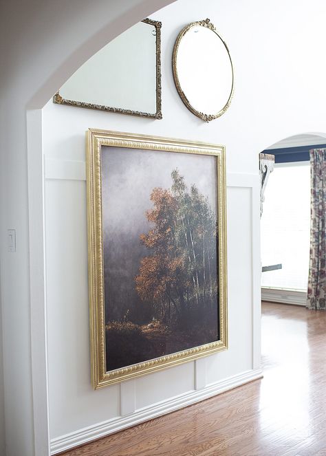 Large Print Photography, Diy Oversized Frame, Diy Large Picture Frame Ideas, Large Frame Ideas, Big Frames On Wall, Big Photo Frame Ideas, Diy Large Picture Frame, Diy Large Frame, Large Picture Frame Ideas