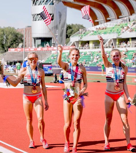 Elle Purrier St-Pierre, Cory McGee and Heather MacLean, USA Track and Field, Women’s 1500m qualifiers, 2020 Tokyo Olympics Trials. In Tokyo, Elle Purrier St-Pierre finished 10th in the final race, Cory McGee 12th in the final and Heather MacLean finished 12th in the semifinal and did not qualify for the final. Track And Field Women, Track Olympics, Olympic Trials, 1500m, Usa Women, 2020 Olympics, Usa Olympics, St Pierre, Tokyo 2020