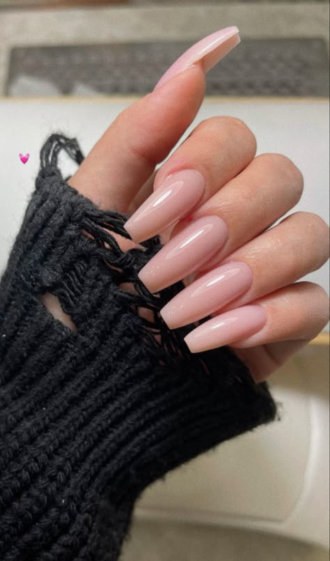 Ballerina Pink Nails, Ballerina Acrylic Nails, Subtle Nails, Blush Nails, Classy Acrylic Nails, Pretty Gel Nails, Almond Acrylic Nails, Soft Nails, Ballerina Nails