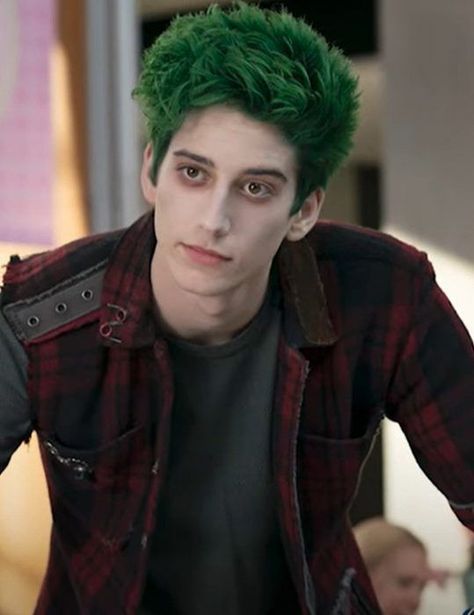 Checkered Vest, Checker Vest, Zombies 3, Male Cartoon Characters, Milo Manheim, Love Milo, Meg Donnelly, Zombie Disney, Disney Icons