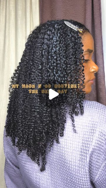 Rosie | Natural Hair Blogger on Instagram: "Happy beautiful Queens!👋🏾💗I hope you’re doing very well today. In my last reel I shared my wash n go routine so I also wanted to repost this step which I take with my hair after my wash n go is fully dry. I like to stretch my curls (I use low/medium heat) to get some more length, shape my wash n go better and to add a little volume to my hair since my curls are usually flat on day one. To help break the gel cast, I used @olaplex Nº.7 Bonding Oil. This oil is so good! I absolutely loved it! 😍 It’s lightweight and also added a beautiful shine to my curls. 
.
I also used ⤵️
@fentybeauty - Gloss Bomb Cream - Fenty Glow✨
.
.
.
.
.
#washngoresults #naturalcurly #stretchcurls #selfcaresunday #naturalhairreels #curlyhairtips #curlyhairroutines #rosie Curling Cream For 4c Hair, How To Use Curl Cream On Wavy Hair, Simple Curl Routine, Rizos Curls Curl Defining Cream, Curlsmith Curl Conditioning Oil In Cream, Wash N Go, Curly Hair Tips, Hair Routines, I Am A Queen